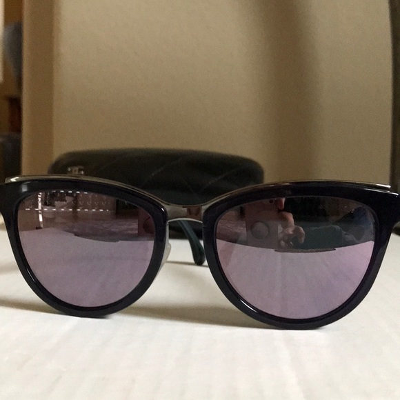 CHANEL mirrored sunglasses main image 8